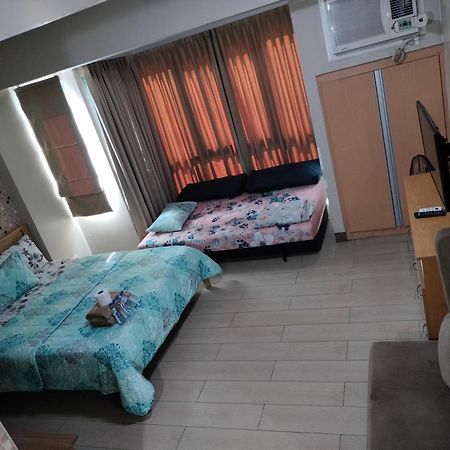 Condotel Near Airport Pasay Bagian luar foto