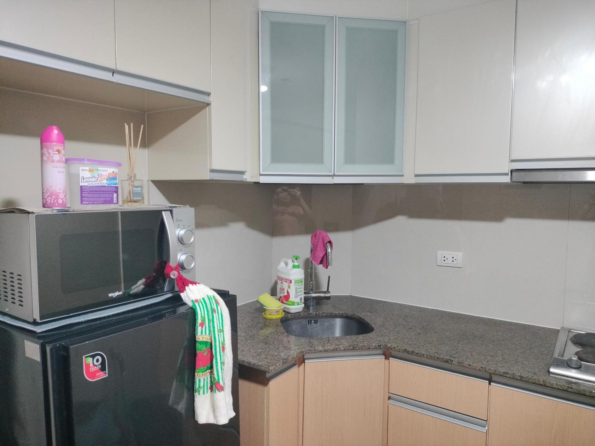 Condotel Near Airport Pasay Bagian luar foto