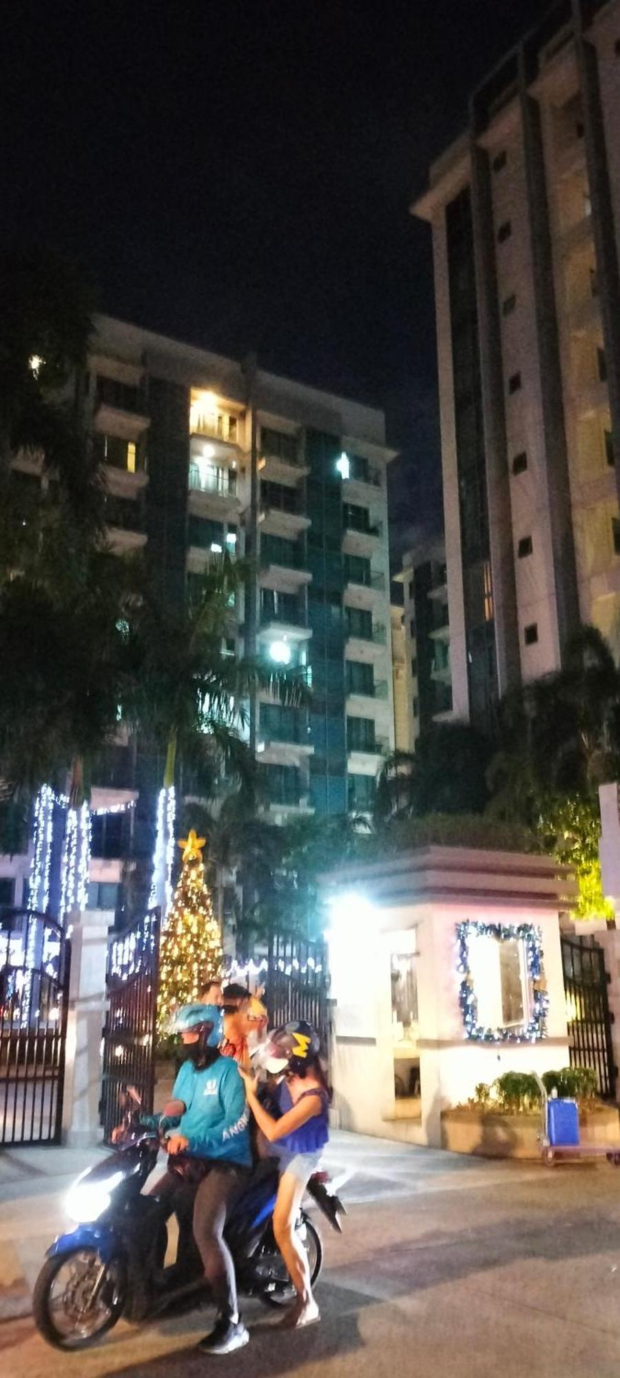 Condotel Near Airport Pasay Bagian luar foto